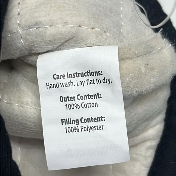 Disney Minnie Mouse Set of Two Kitchen Cotton Towels and Oven Mitt - Picture 6 of 16